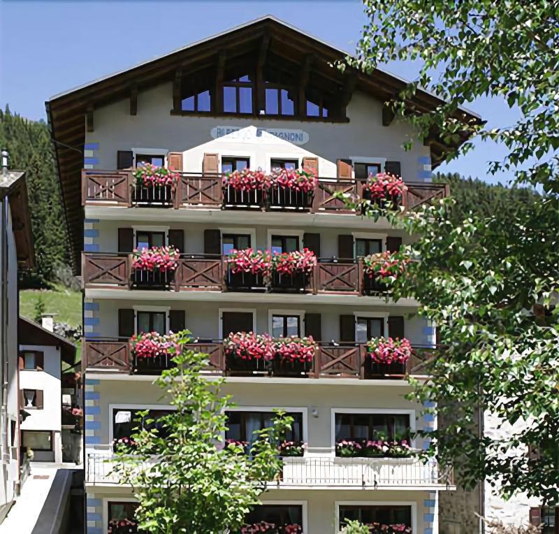 Hotel Compagnoni Санта-Катерина-ди-Вальфурва Экстерьер фото