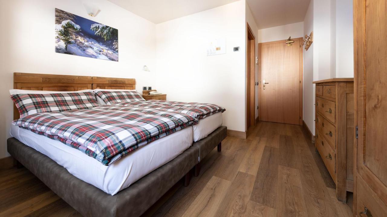 Hotel Compagnoni Санта-Катерина-ди-Вальфурва Экстерьер фото