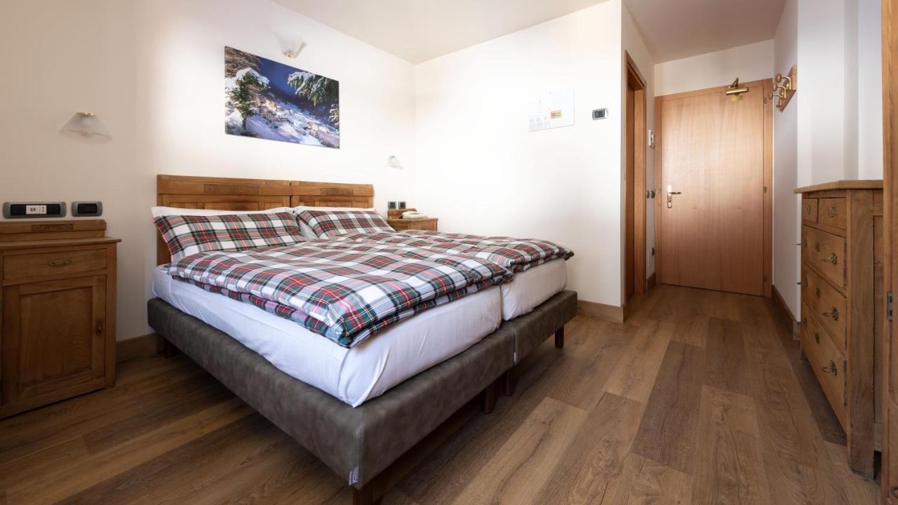 Hotel Compagnoni Санта-Катерина-ди-Вальфурва Экстерьер фото