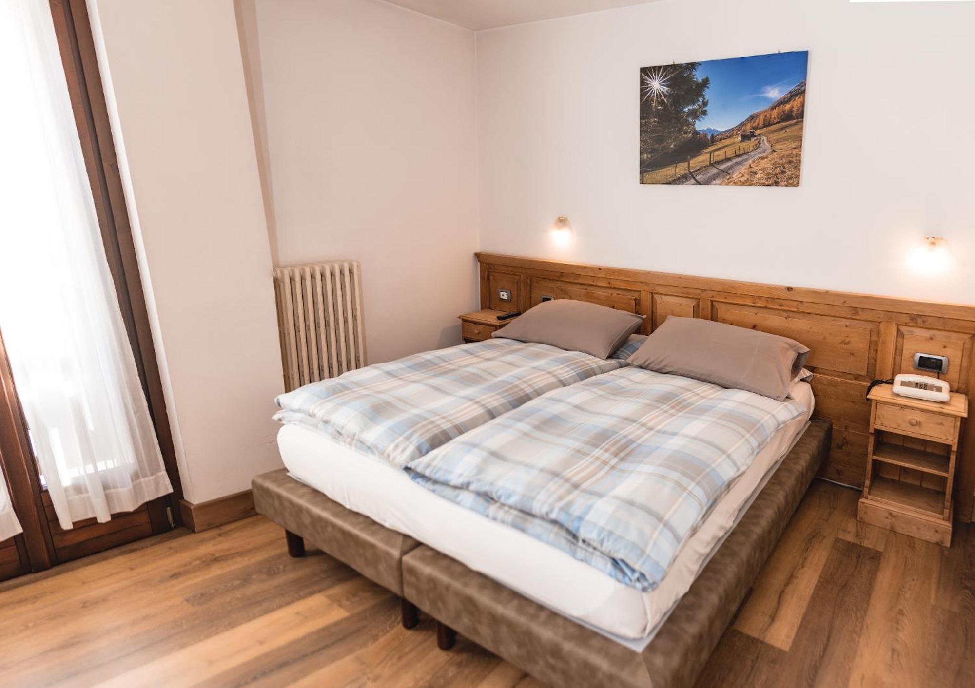 Hotel Compagnoni Санта-Катерина-ди-Вальфурва Экстерьер фото