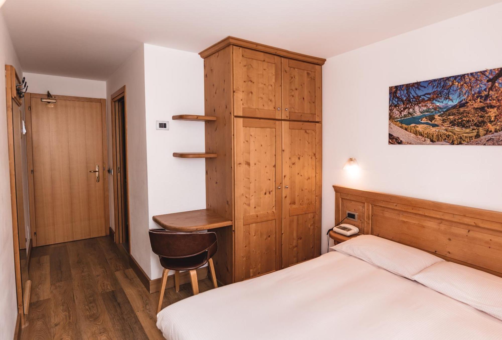 Hotel Compagnoni Санта-Катерина-ди-Вальфурва Экстерьер фото